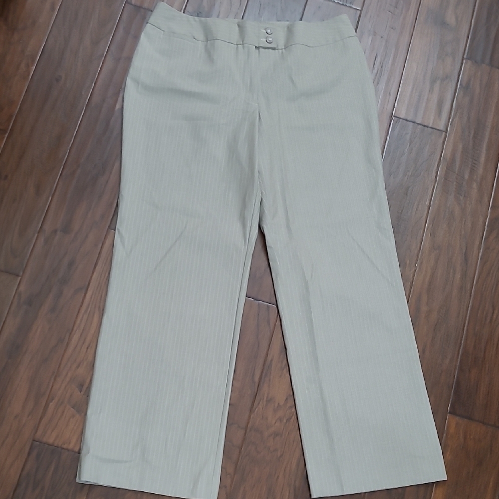 Chico's Tan Pinstriped Wide Leg Pants size 3 (16)